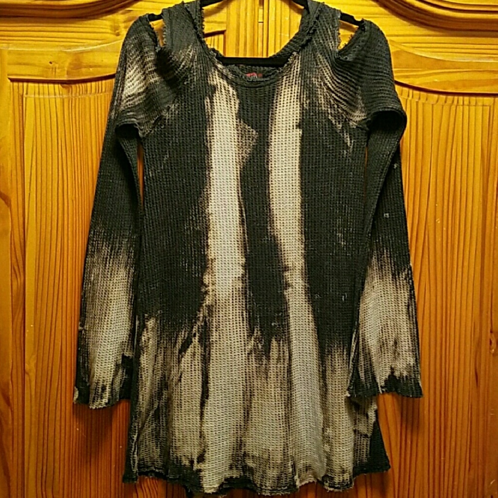 Tie Dye Cold Shoulder Hoodie Top - Picture 3 of 4